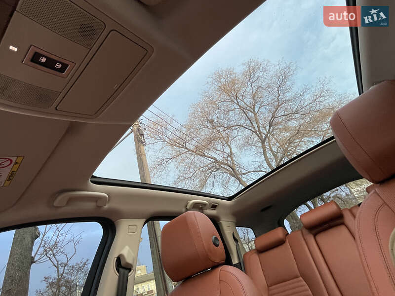 Позашляховик / Кросовер Land Rover Discovery Sport 2015 в Миколаєві