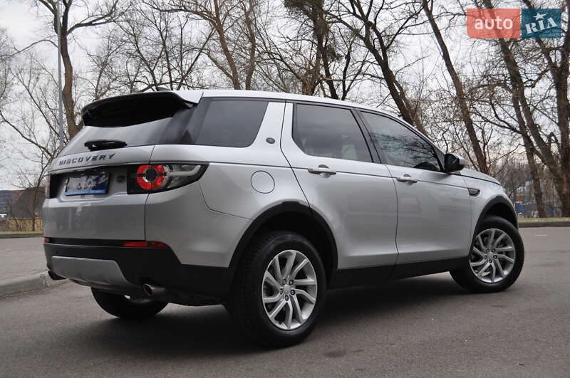 Позашляховик / Кросовер Land Rover Discovery Sport 2017 в Києві