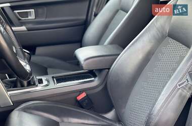 Внедорожник / Кроссовер Land Rover Discovery Sport 2016 в 
