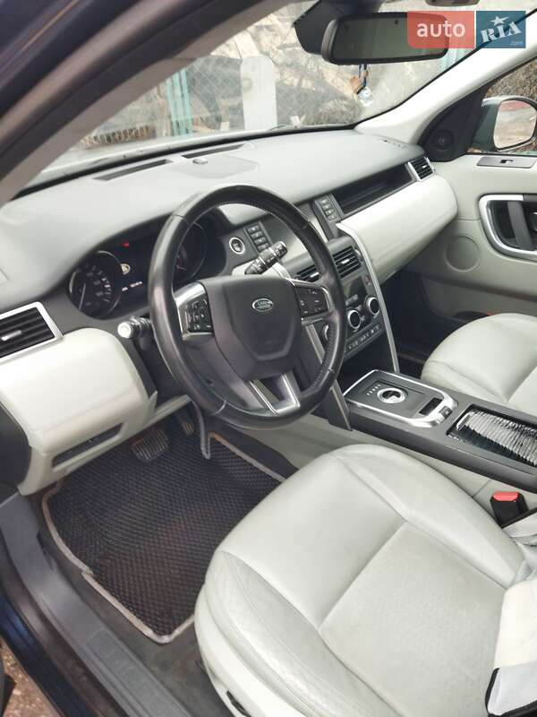 Внедорожник / Кроссовер Land Rover Discovery Sport 2015 в Черкассах
