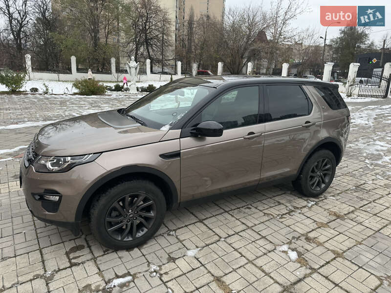 Внедорожник / Кроссовер Land Rover Discovery Sport 2015 в Киеве