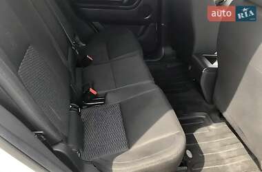 Позашляховик / Кросовер Land Rover Discovery Sport 2018 в 