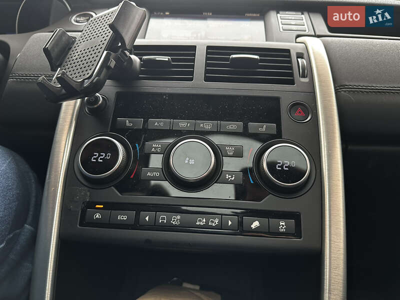 Внедорожник / Кроссовер Land Rover Discovery Sport 2016 в Киеве