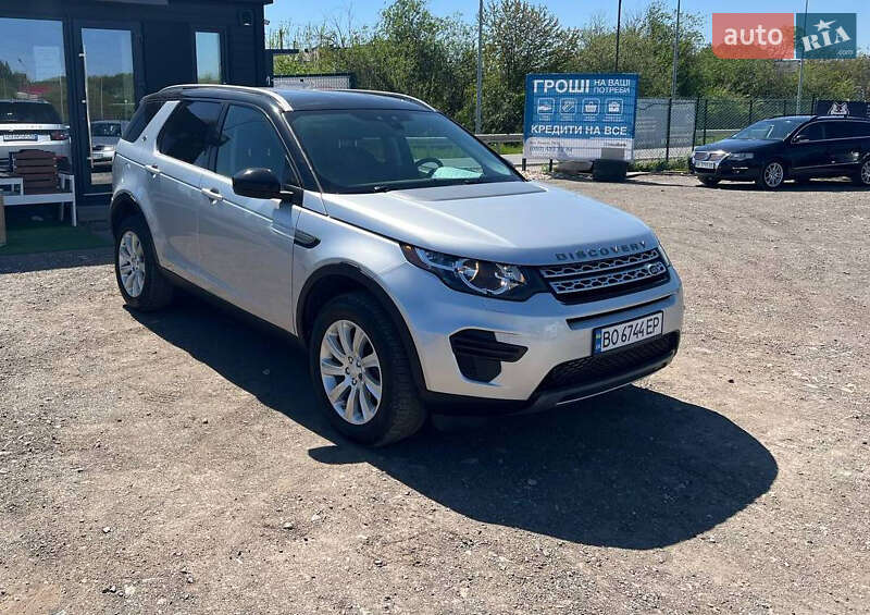 Внедорожник / Кроссовер Land Rover Discovery Sport 2016 в Тернополе