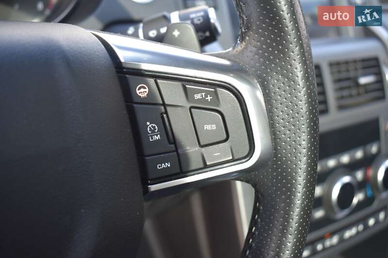 Внедорожник / Кроссовер Land Rover Discovery Sport 2018 в Киеве