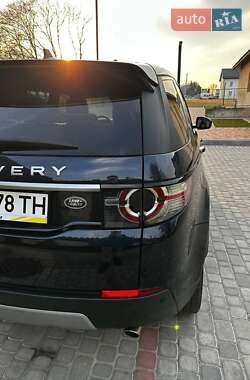 Позашляховик / Кросовер Land Rover Discovery Sport 2015 в 