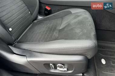 Внедорожник / Кроссовер Land Rover Discovery Sport 2021 в 