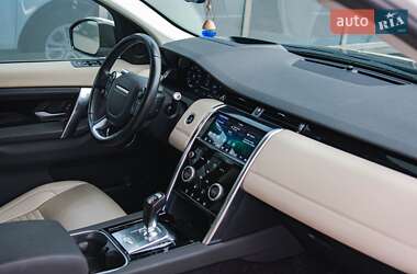 Внедорожник / Кроссовер Land Rover Discovery Sport 2019 в 
