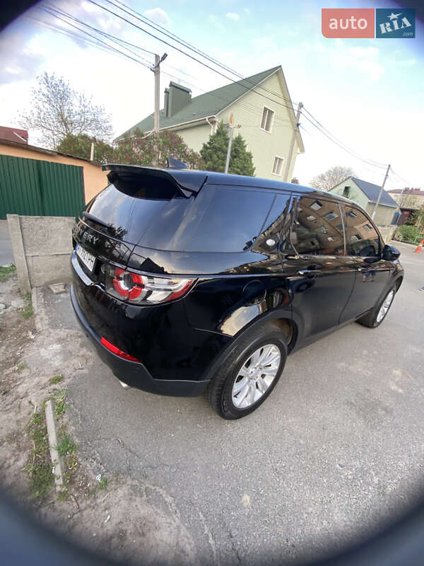 Внедорожник / Кроссовер Land Rover Discovery Sport 2016 в Софиевской Борщаговке