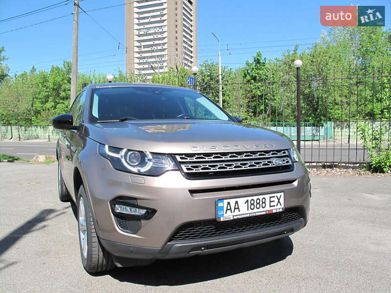 Внедорожник / Кроссовер Land Rover Discovery Sport 2016 в Киеве