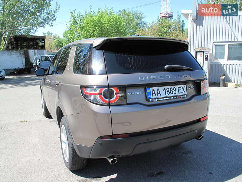 Внедорожник / Кроссовер Land Rover Discovery Sport 2016 в Киеве