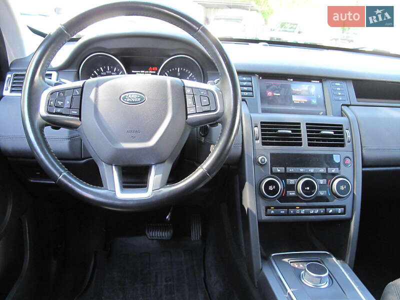 Внедорожник / Кроссовер Land Rover Discovery Sport 2016 в Киеве