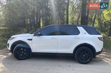 Позашляховик / Кросовер Land Rover Discovery Sport 2015 в 