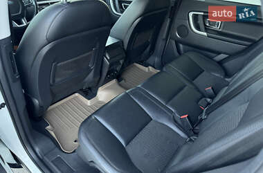 Внедорожник / Кроссовер Land Rover Discovery Sport 2016 в 