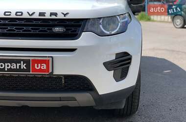 Внедорожник / Кроссовер Land Rover Discovery Sport 2016 в 