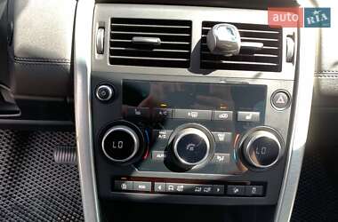Внедорожник / Кроссовер Land Rover Discovery Sport 2016 в 