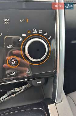 Позашляховик / Кросовер Land Rover Discovery Sport 2020 в 