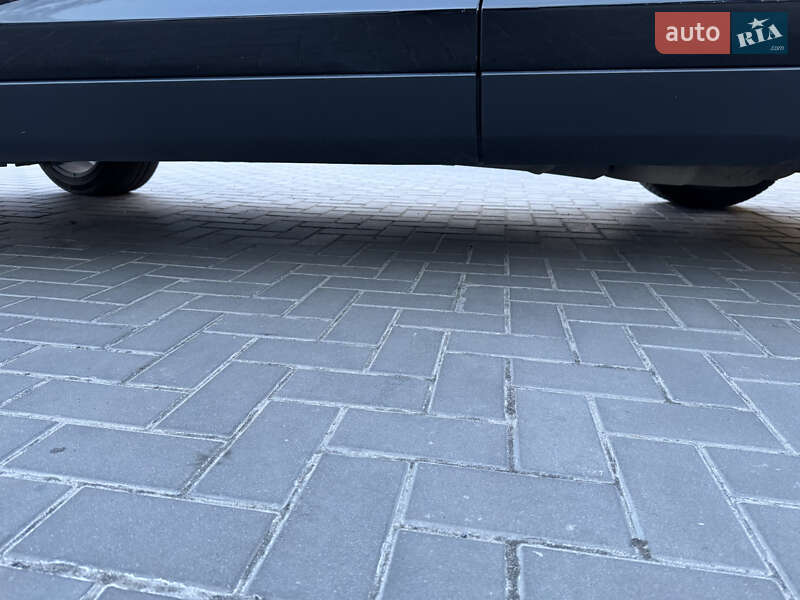 Позашляховик / Кросовер Land Rover Discovery Sport 2016 в Луцьку