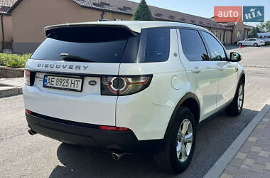 Внедорожник / Кроссовер Land Rover Discovery Sport 2016 в 