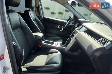 Внедорожник / Кроссовер Land Rover Discovery Sport 2016 в 