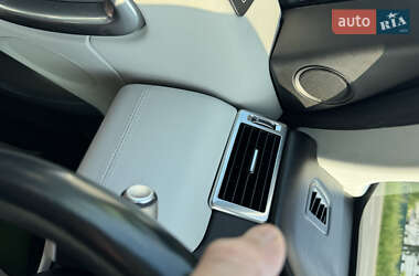Внедорожник / Кроссовер Land Rover Discovery Sport 2015 в 