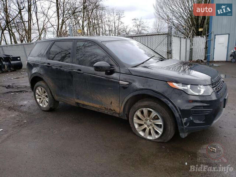Внедорожник / Кроссовер Land Rover Discovery Sport 2017 в Ивано-Франковске