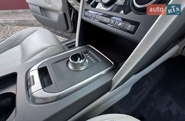 Внедорожник / Кроссовер Land Rover Discovery Sport 2016 в 