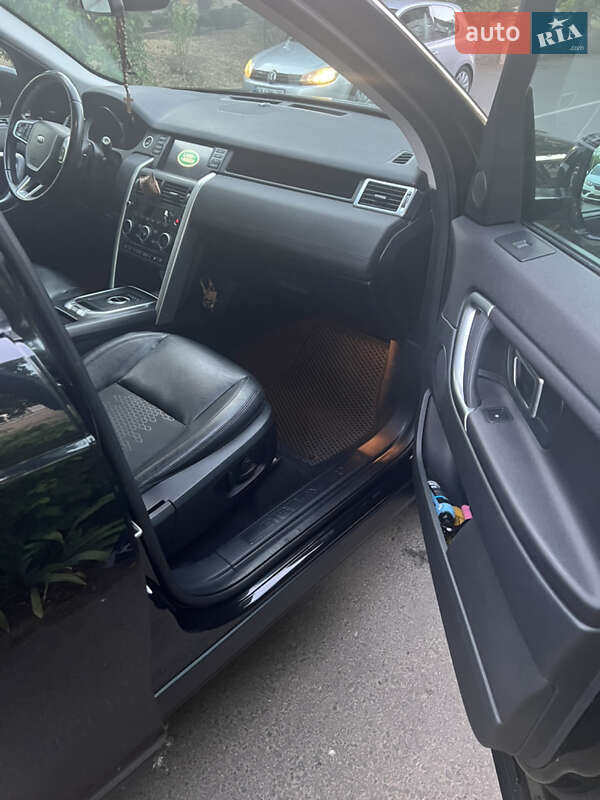 Внедорожник / Кроссовер Land Rover Discovery Sport 2016 в Одессе