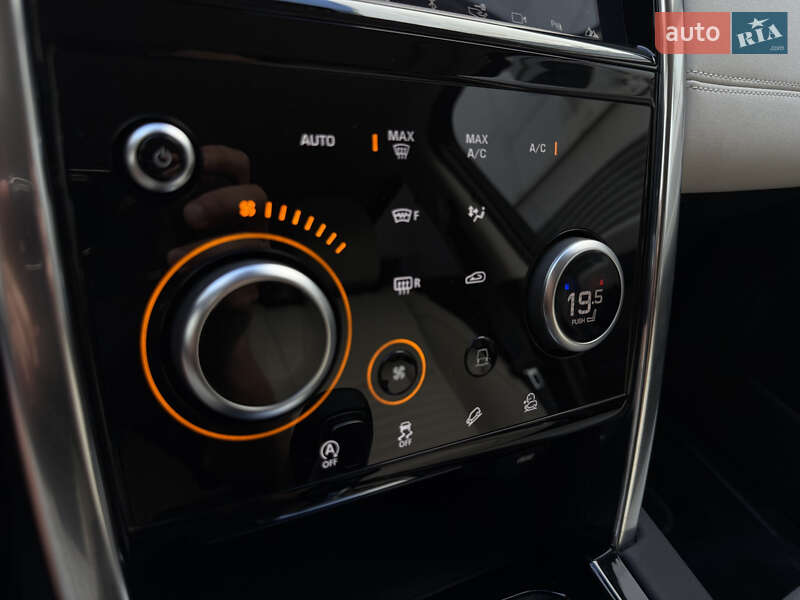 Позашляховик / Кросовер Land Rover Discovery Sport 2020 в Києві