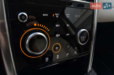 Внедорожник / Кроссовер Land Rover Discovery Sport 2020 в 