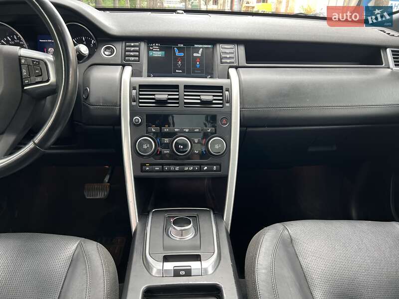 Внедорожник / Кроссовер Land Rover Discovery Sport 2016 в Львове