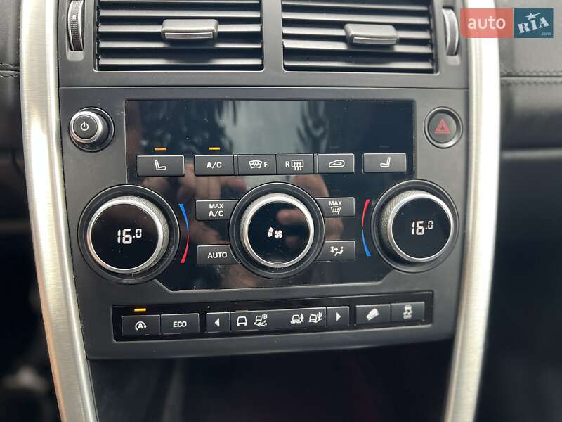 Внедорожник / Кроссовер Land Rover Discovery Sport 2016 в Львове