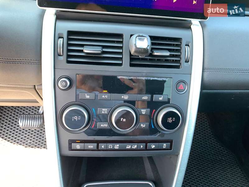 Позашляховик / Кросовер Land Rover Discovery Sport 2016 в Вінниці