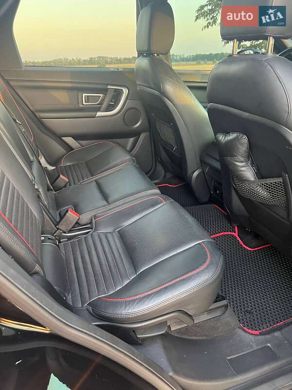 Внедорожник / Кроссовер Land Rover Discovery Sport 2016 в Днепре