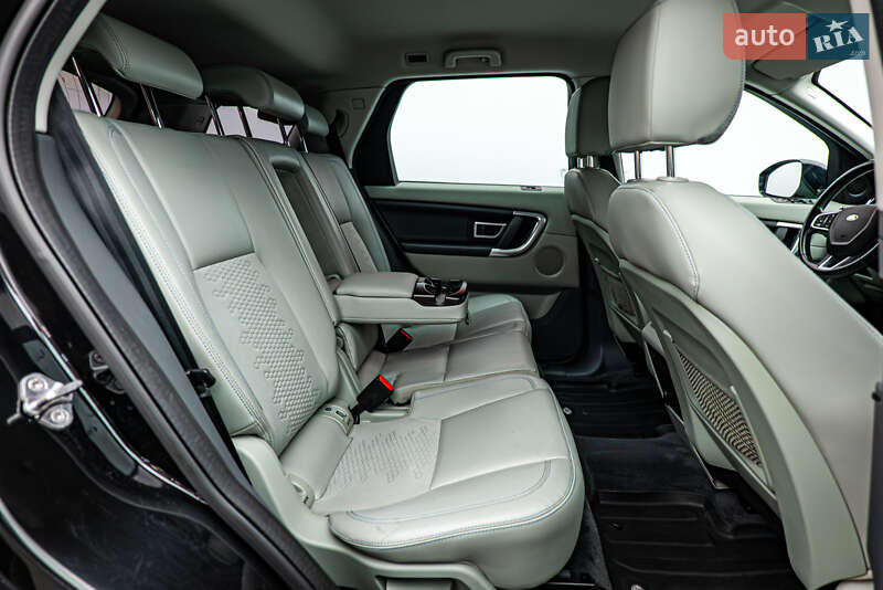 Позашляховик / Кросовер Land Rover Discovery Sport 2017 в Києві