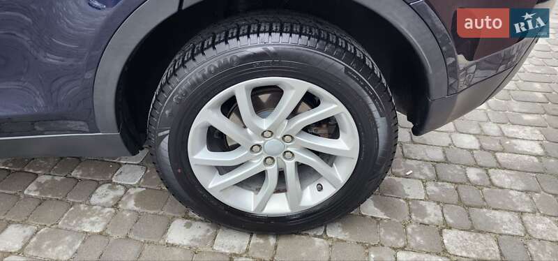 Позашляховик / Кросовер Land Rover Discovery Sport 2015 в Івано-Франківську