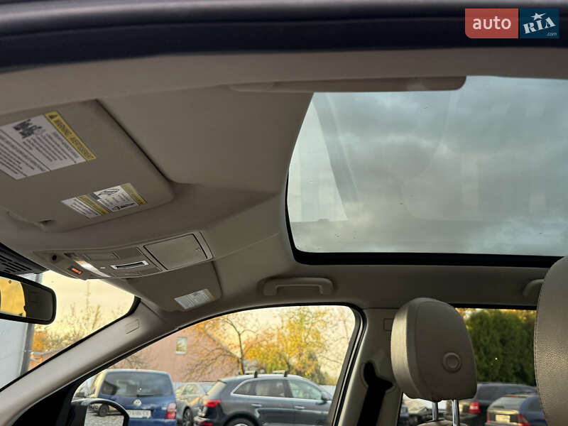 Позашляховик / Кросовер Land Rover Discovery Sport 2016 в Дрогобичі