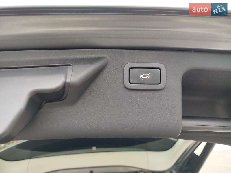 Позашляховик / Кросовер Land Rover Discovery Sport 2016 в Києві фото 19 Позашляховик / Кросовер Land Rover Discovery Sport 2016 в Києві