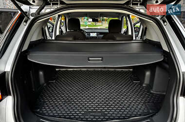 Позашляховик / Кросовер Land Rover Discovery Sport 2017 в 