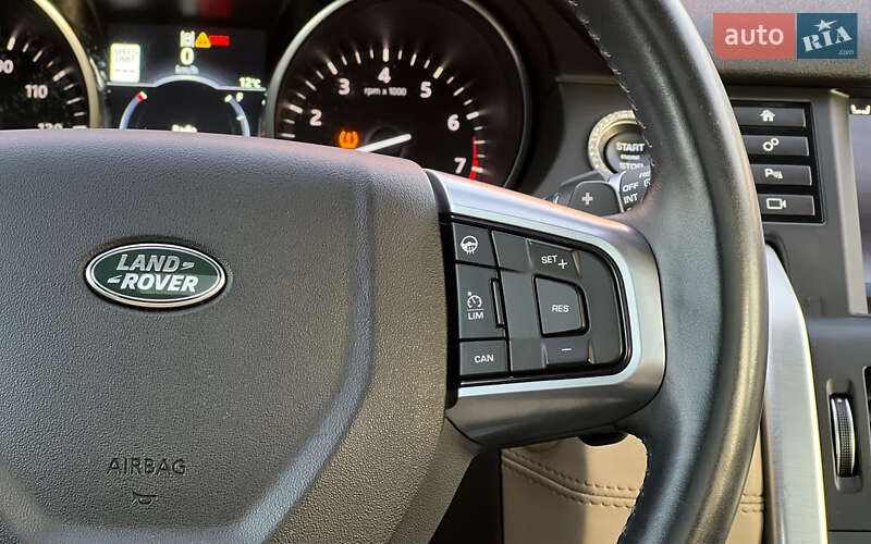 Внедорожник / Кроссовер Land Rover Discovery Sport 2016 в Львове фото 13 Внедорожник / Кроссовер Land Rover Discovery Sport 2016 в Львове