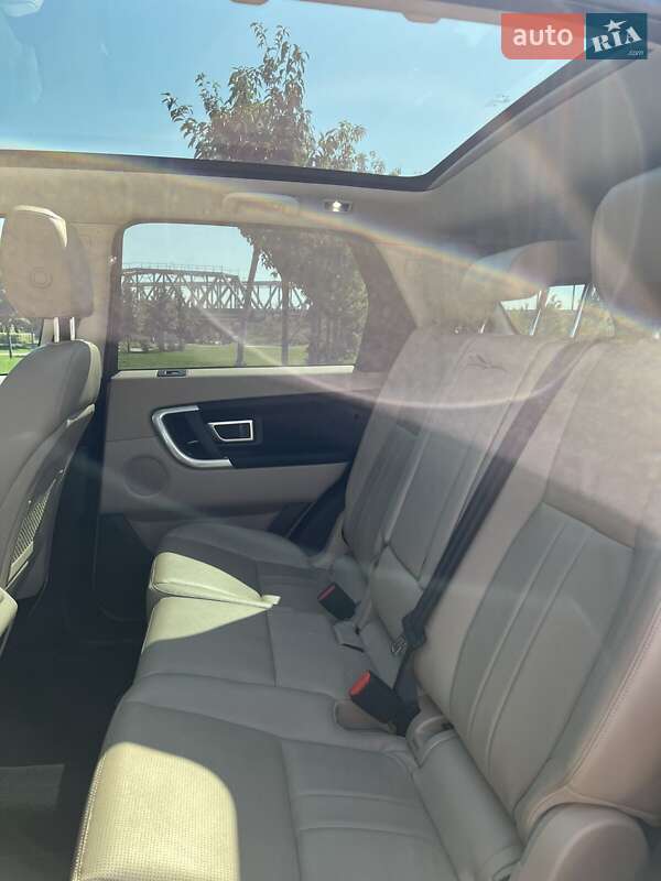 Внедорожник / Кроссовер Land Rover Discovery Sport 2019 в Киеве фото 31 Внедорожник / Кроссовер Land Rover Discovery Sport 2019 в Киеве