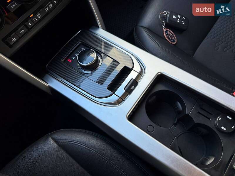 Внедорожник / Кроссовер Land Rover Discovery Sport 2019 в Киеве