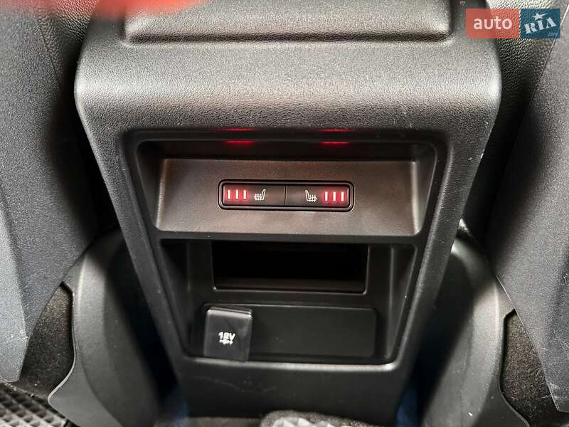 Внедорожник / Кроссовер Land Rover Discovery Sport 2019 в Киеве