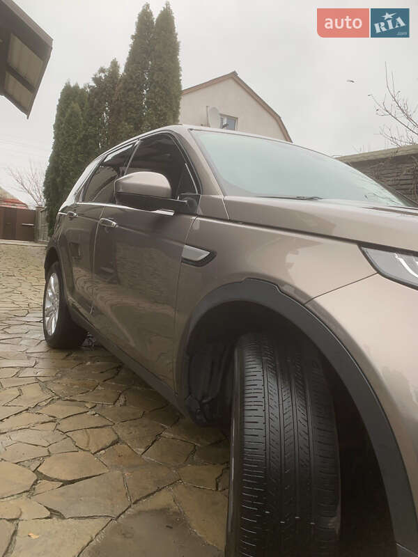 Позашляховик / Кросовер Land Rover Discovery Sport 2016 в Харкові