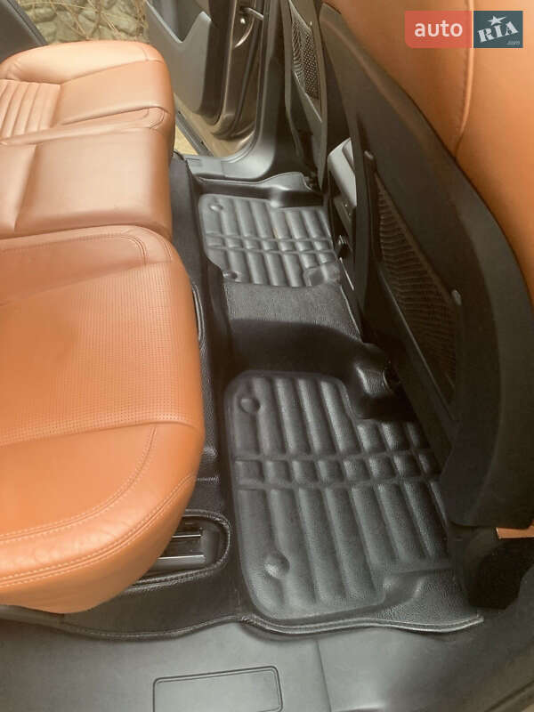 Позашляховик / Кросовер Land Rover Discovery Sport 2016 в Харкові