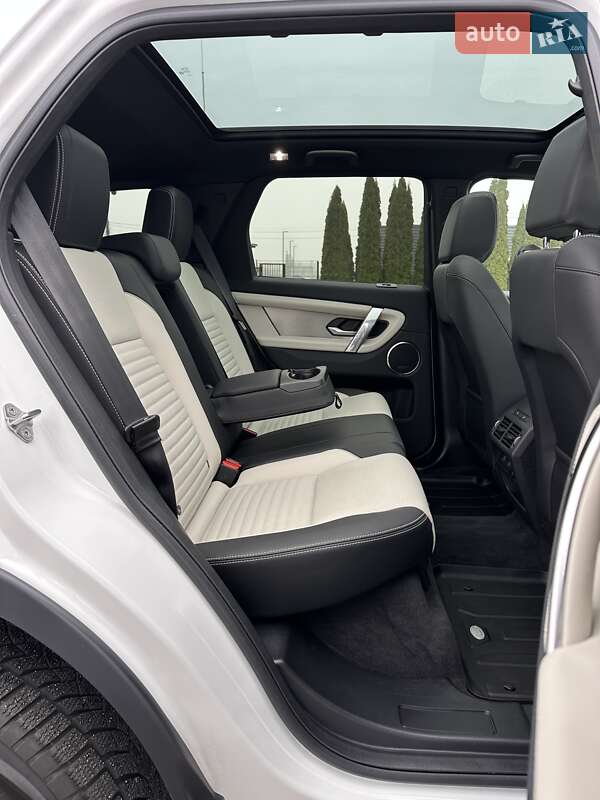 Внедорожник / Кроссовер Land Rover Discovery Sport 2023 в Киеве