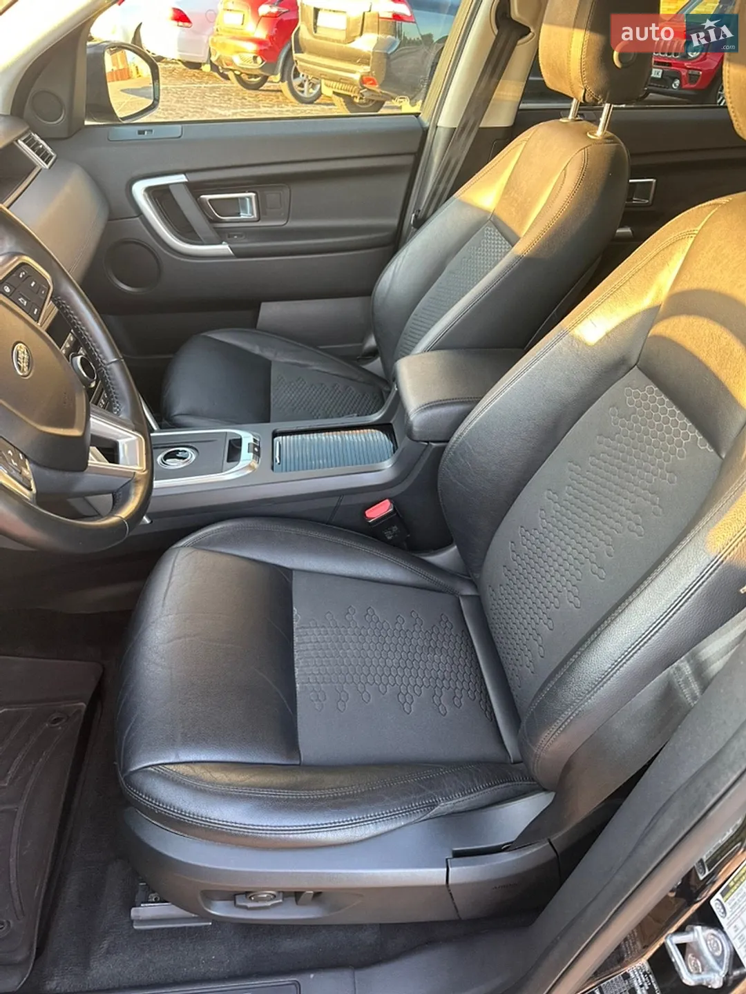 2018 Land Rover Discovery Sport - мініатюра 15