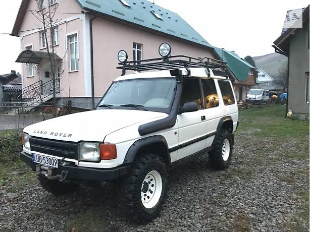 Внедорожник / Кроссовер Land Rover Discovery 1994 в Рахове