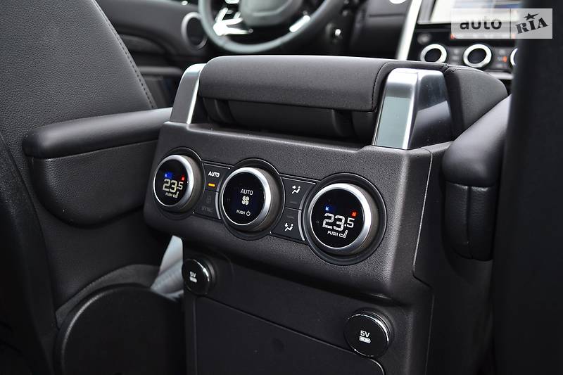 Позашляховик / Кросовер Land Rover Discovery 2018 в Києві