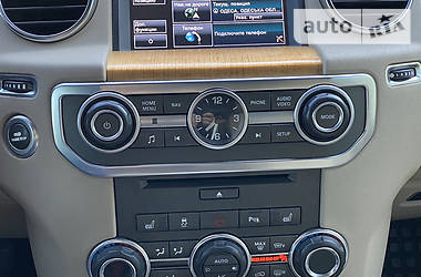 Позашляховик / Кросовер Land Rover Discovery 2012 в 